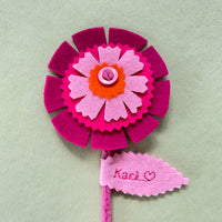 Felt flower with personalized leaf